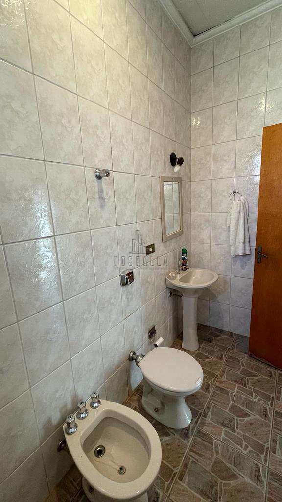 Casa à venda com 3 quartos, 250m² - Foto 19