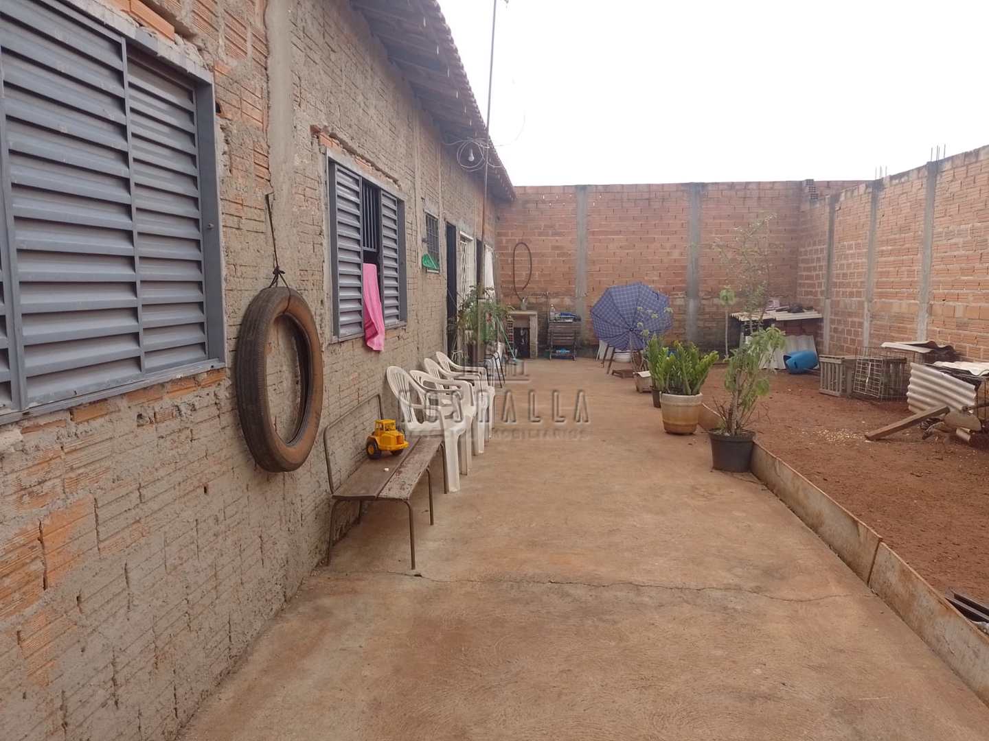 Casa à venda com 2 quartos, 62m² - Foto 3