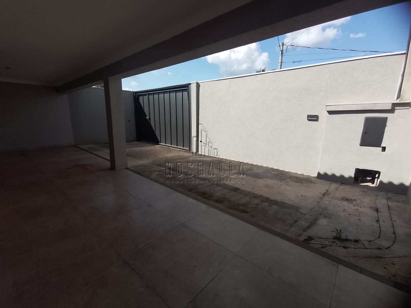 Casa à venda com 3 quartos, 161m² - Foto 2