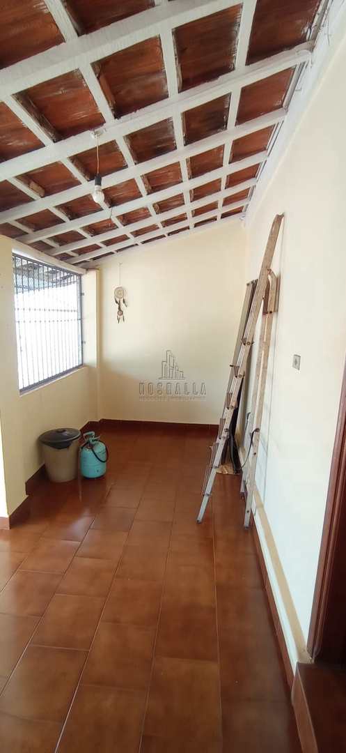 Casa à venda com 2 quartos, 138m² - Foto 16