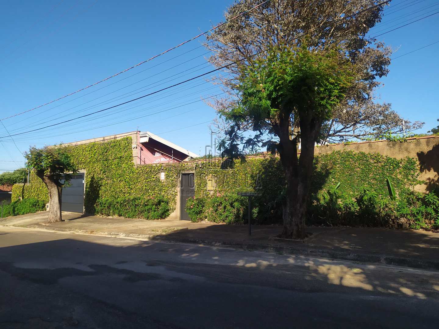 Casa à venda com 11 quartos, 400m² - Foto 3