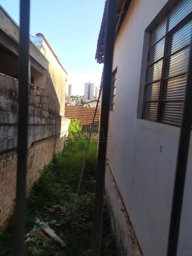 Casa à venda com 2 quartos, 200m² - Foto 10