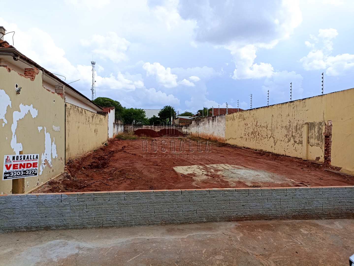 Terreno à venda, 400m² - Foto 1