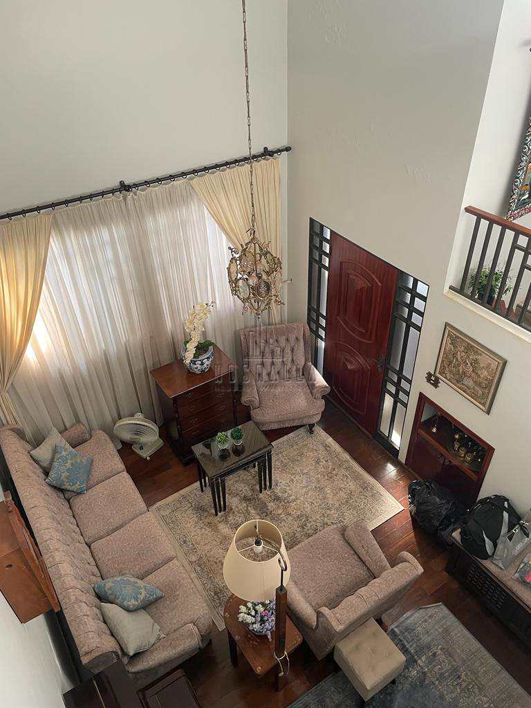 Casa à venda com 3 quartos, 198m² - Foto 10