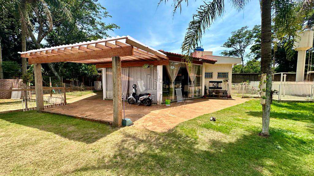 Fazenda à venda com 1 quarto, 150m² - Foto 3