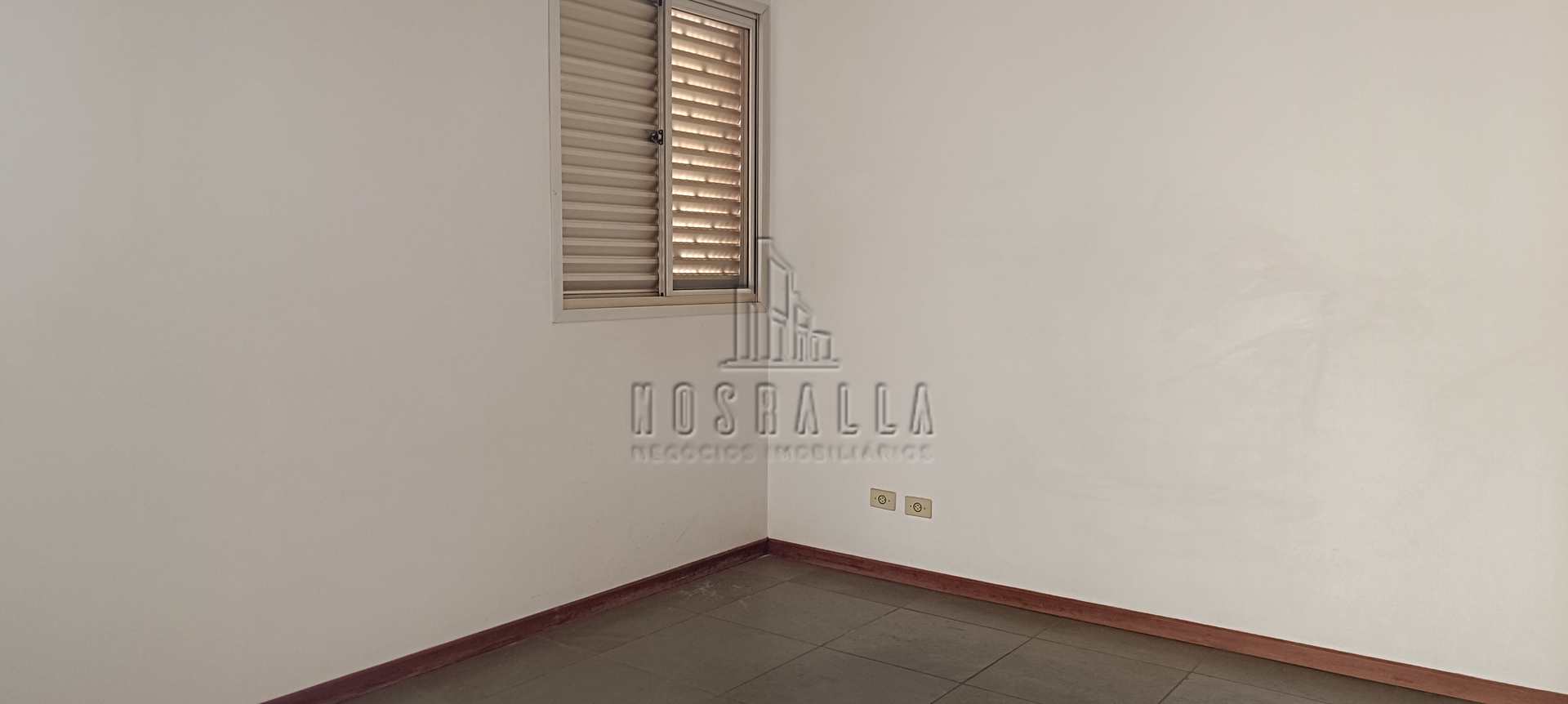 Apartamento à venda com 2 quartos, 155m² - Foto 4