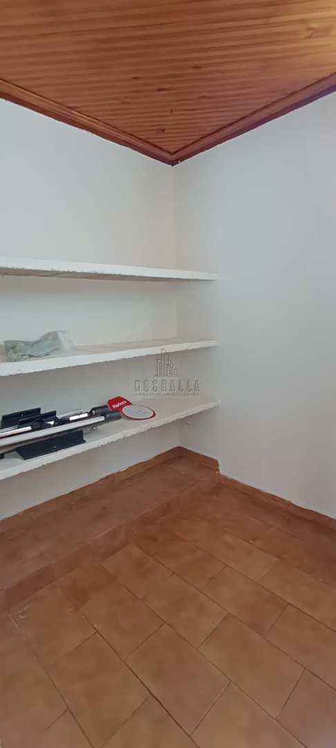 Casa para alugar com 2 quartos, 157m² - Foto 15