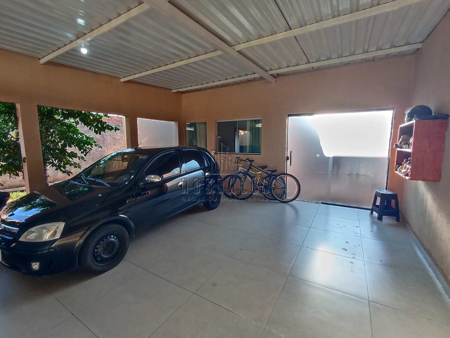 Casa à venda com 2 quartos, 220m² - Foto 2