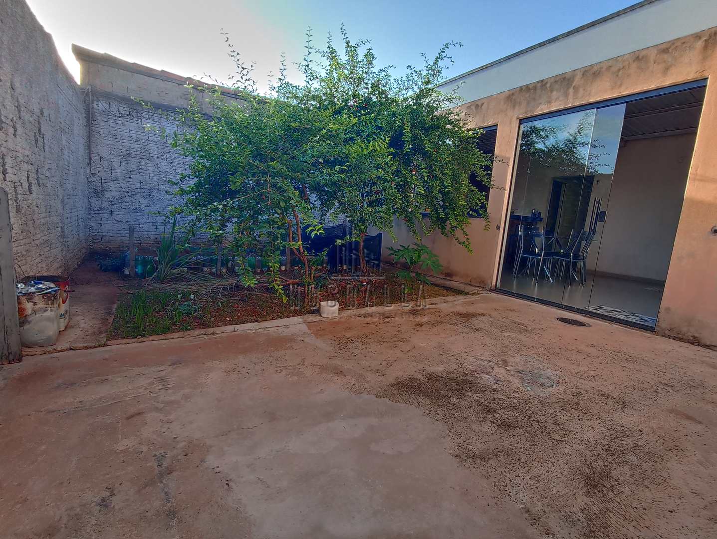 Casa à venda com 2 quartos, 220m² - Foto 18