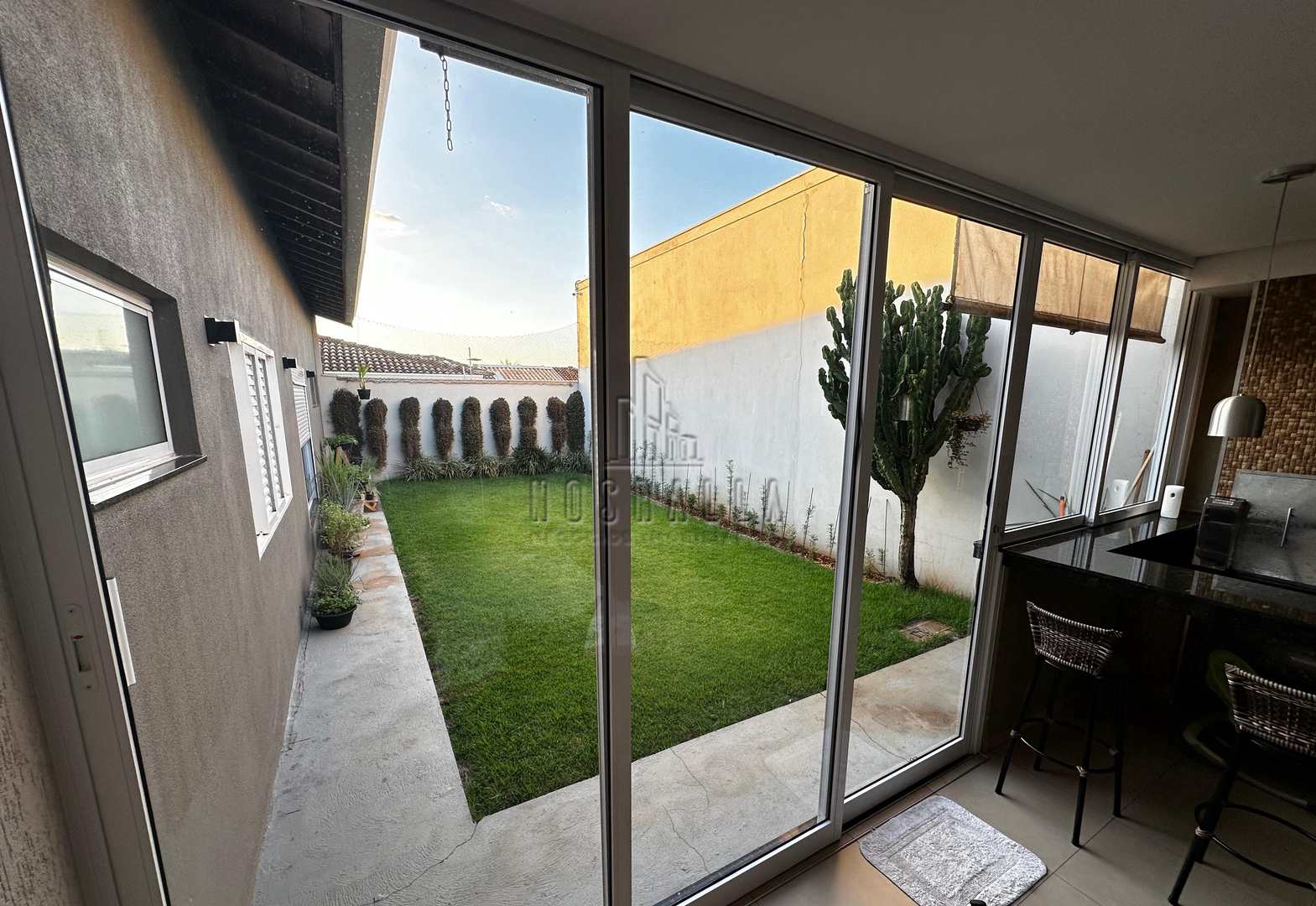 Casa à venda com 3 quartos, 252m² - Foto 22