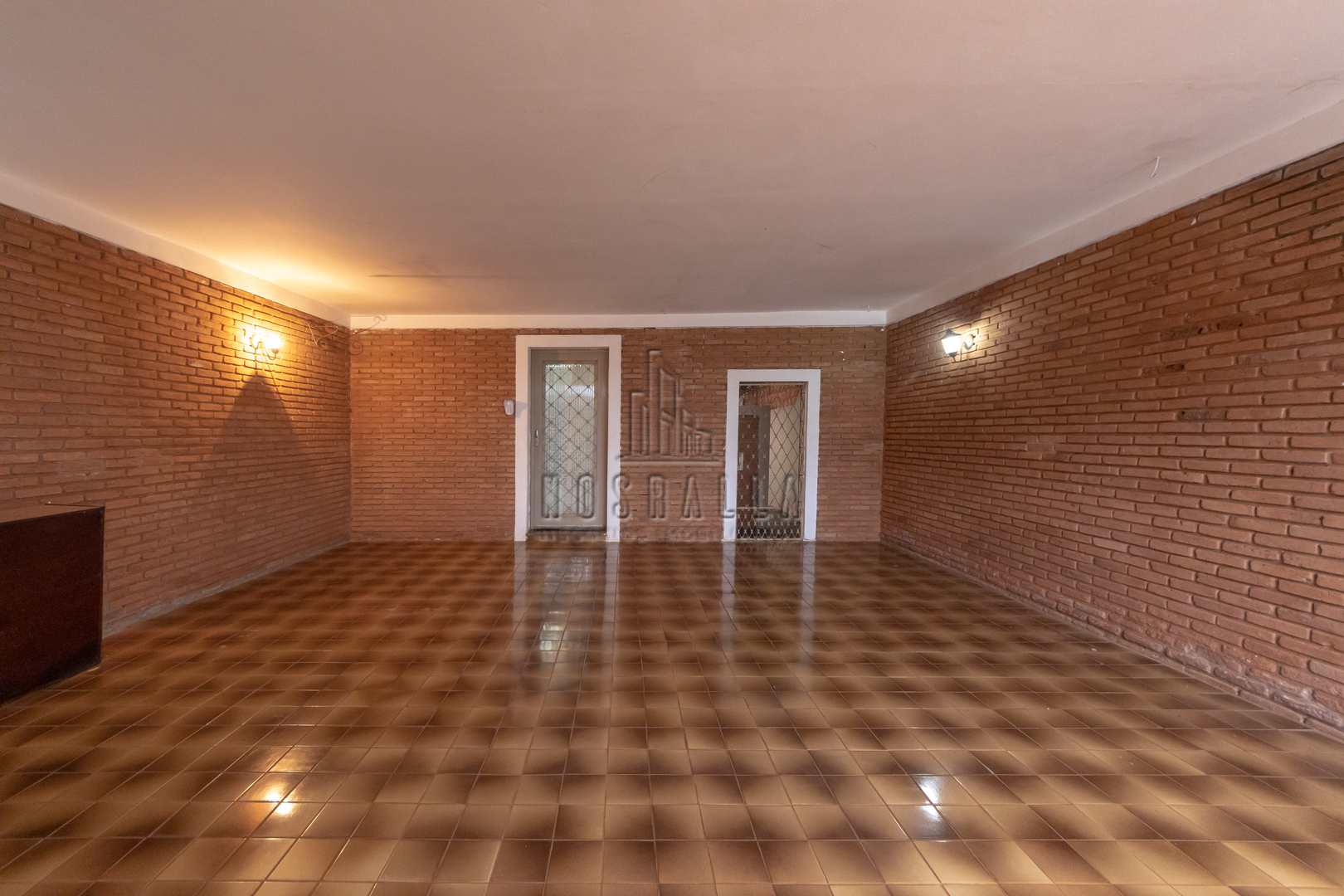 Casa à venda com 1 quarto, 314m² - Foto 4