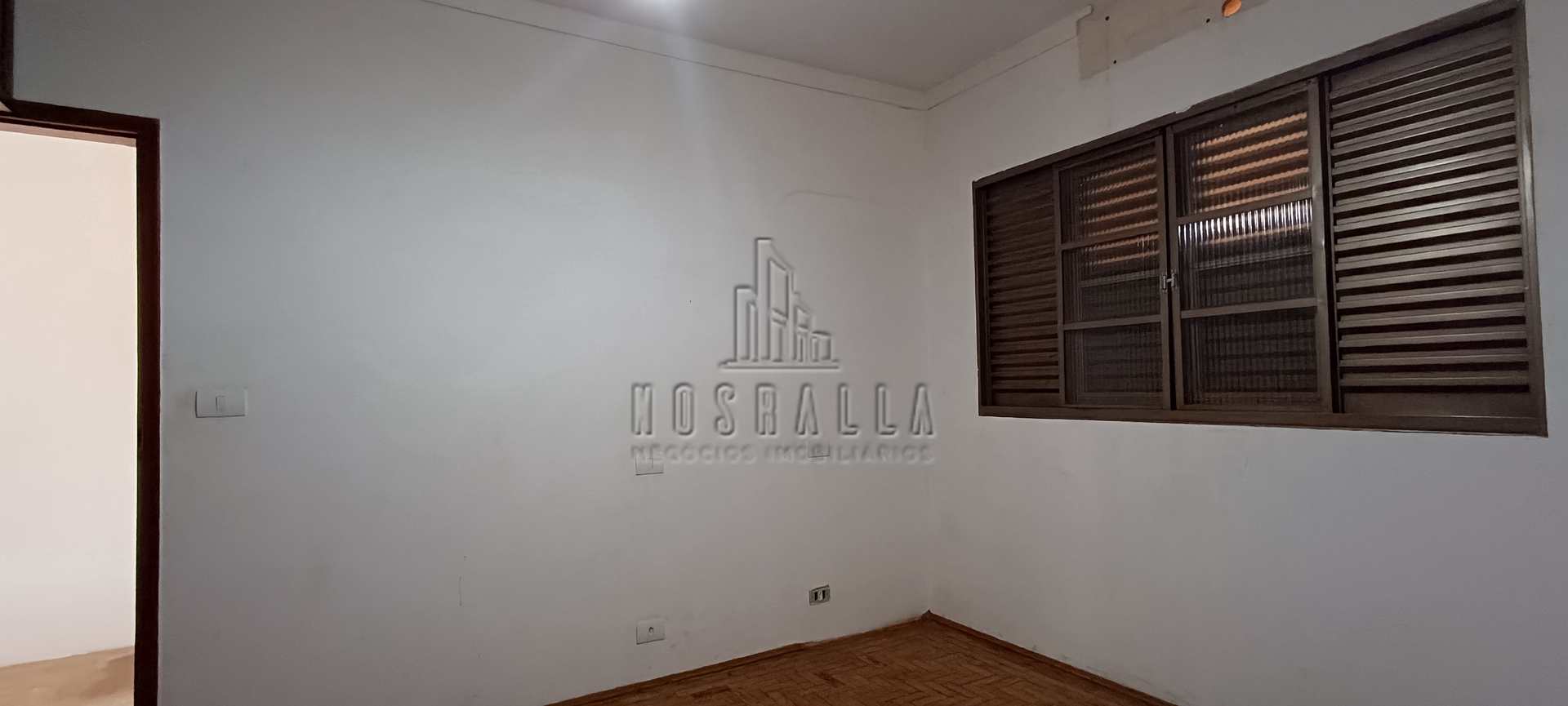 Casa para alugar com 3 quartos, 227m² - Foto 2