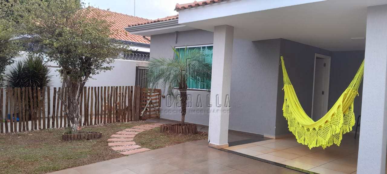 Casa à venda com 3 quartos, 392m² - Foto 4