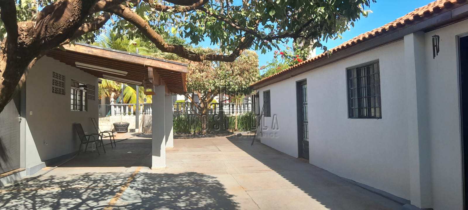 Casa à venda com 2 quartos, 347m² - Foto 9