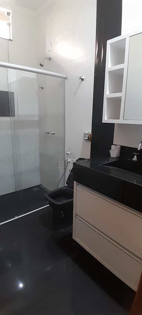 Casa à venda com 3 quartos, 181m² - Foto 12