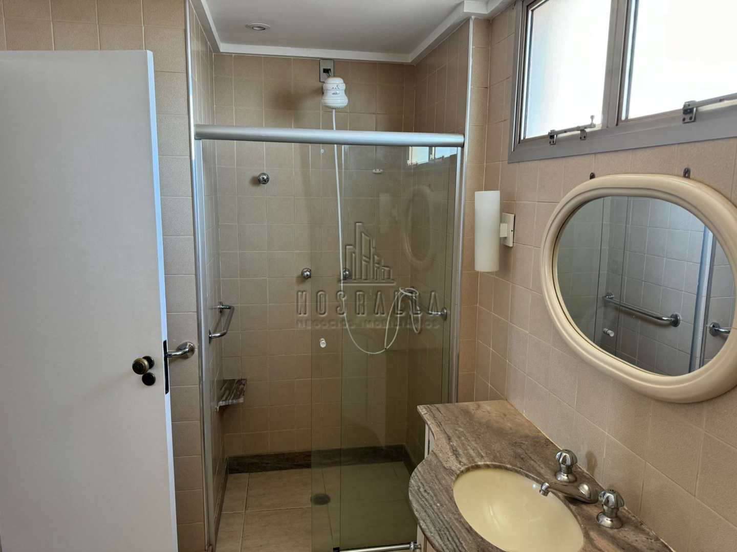 Apartamento para alugar com 4 quartos, 195m² - Foto 23