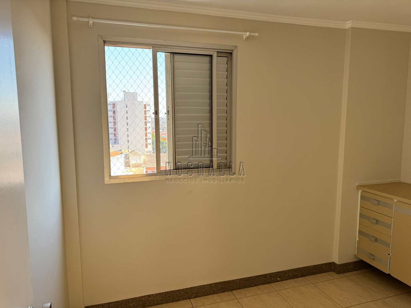 Apartamento para alugar com 4 quartos, 195m² - Foto 6