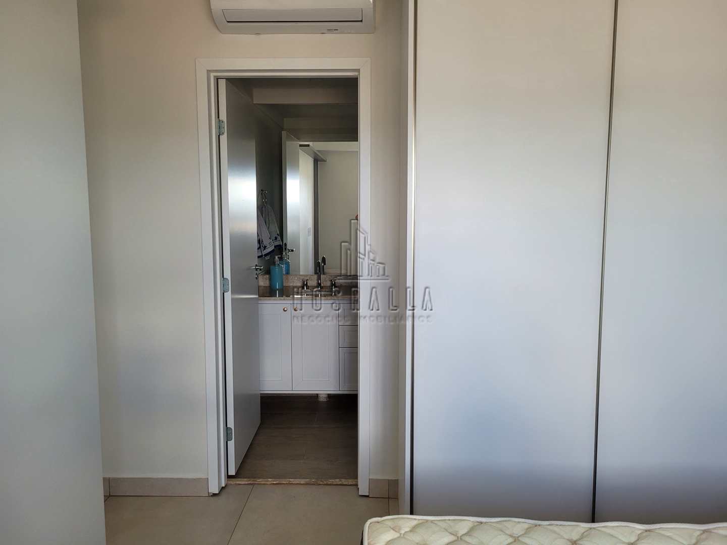 Apartamento à venda com 2 quartos, 69m² - Foto 13