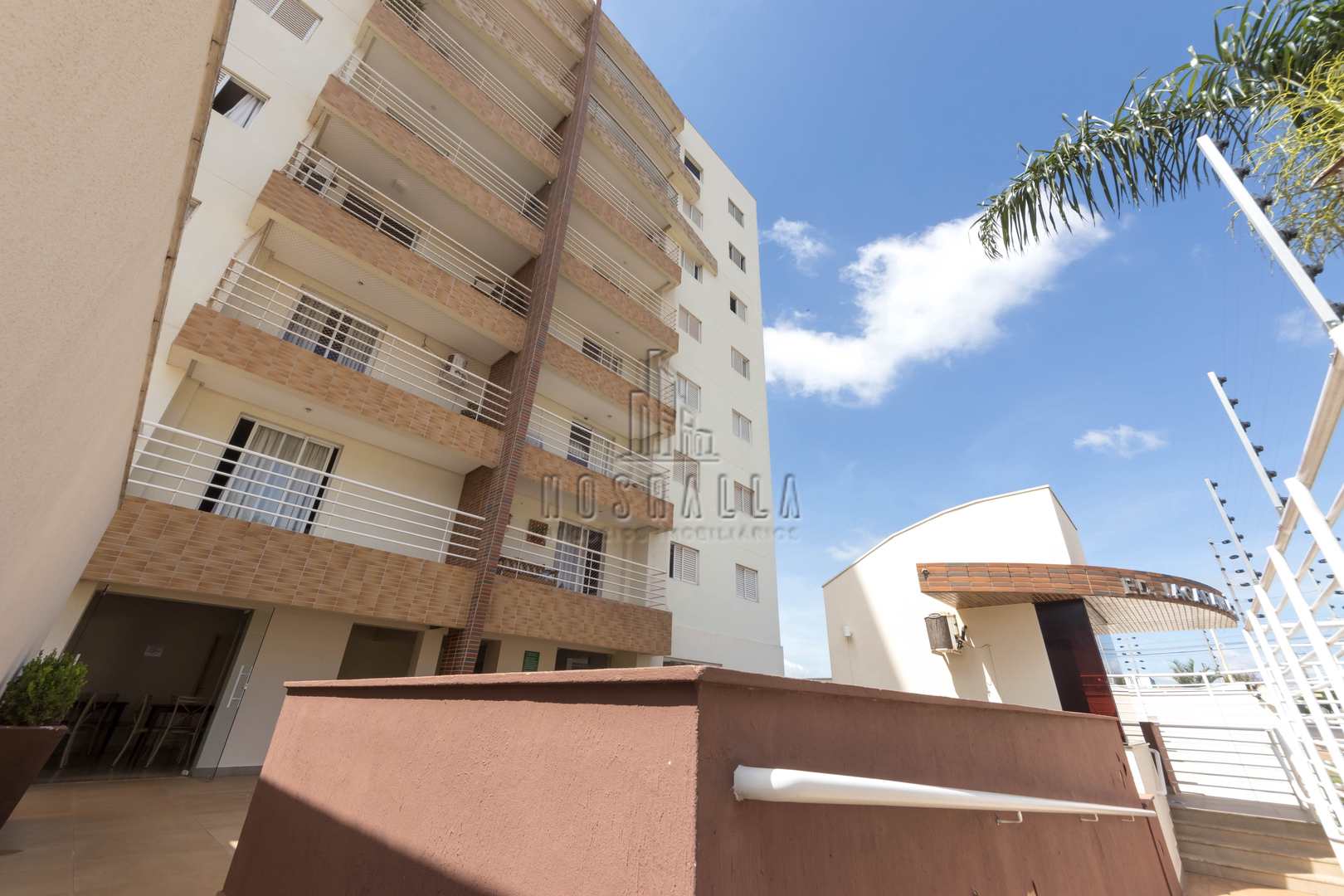 Apartamento à venda com 3 quartos, 78m² - Foto 2