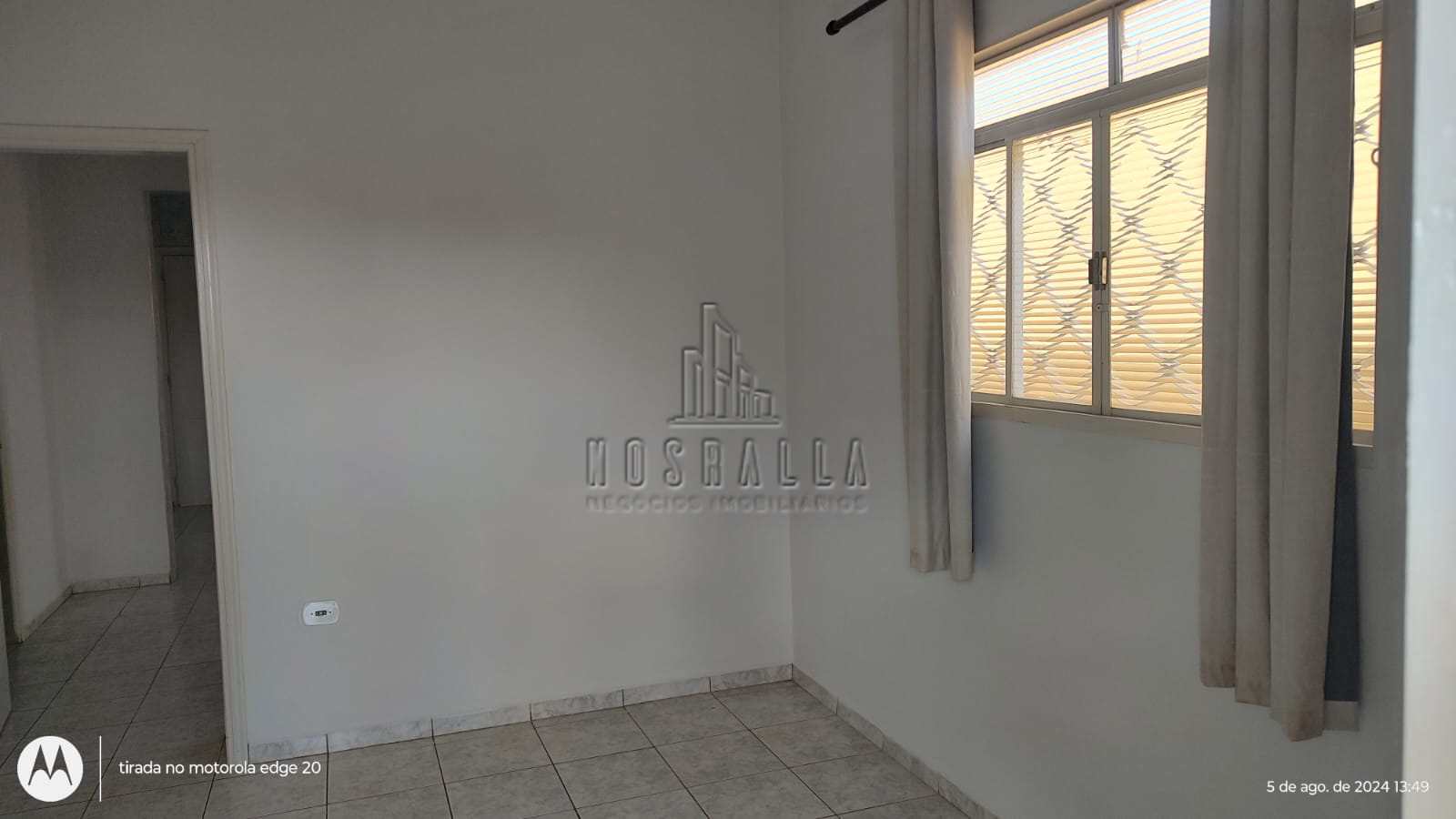 Casa para alugar com 3 quartos, 180m² - Foto 4