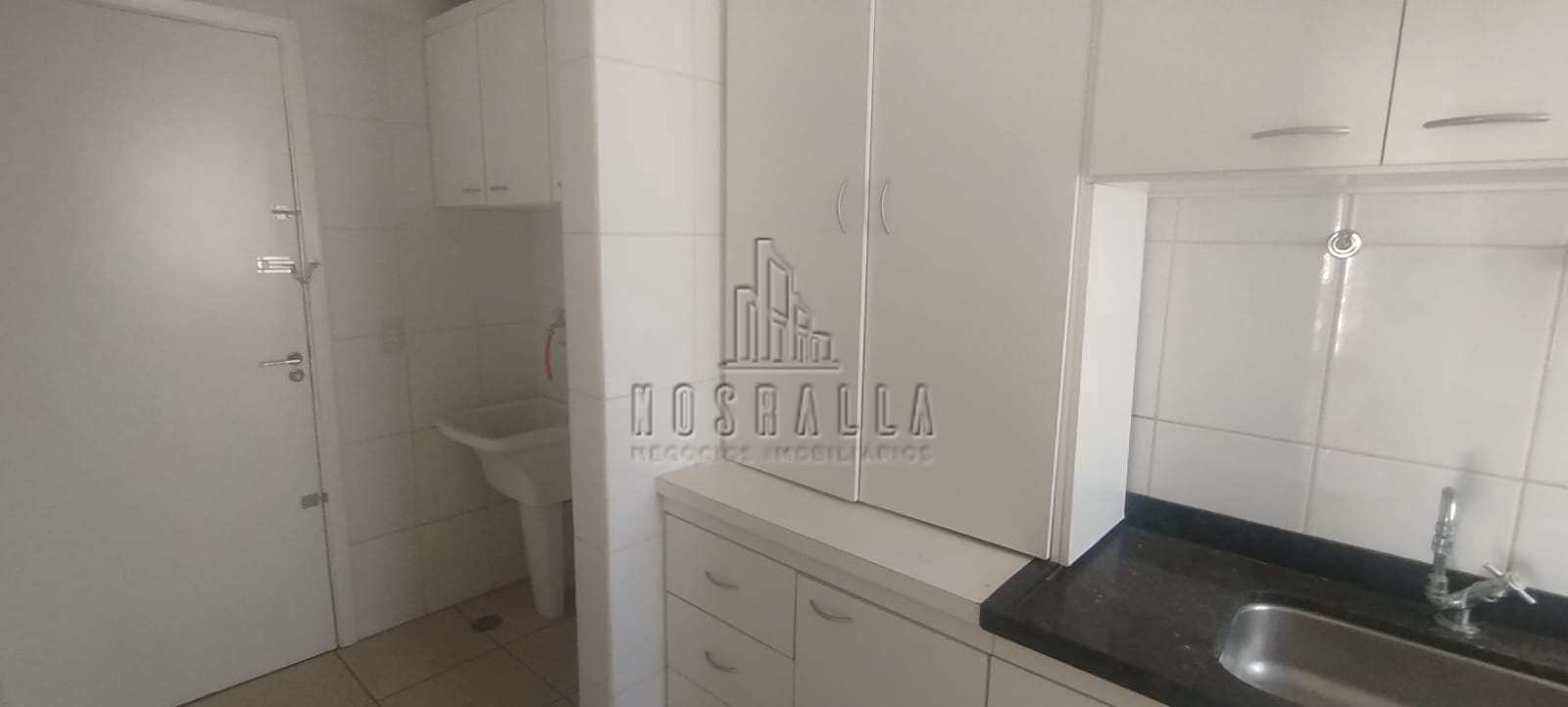 Apartamento à venda com 3 quartos, 117m² - Foto 12