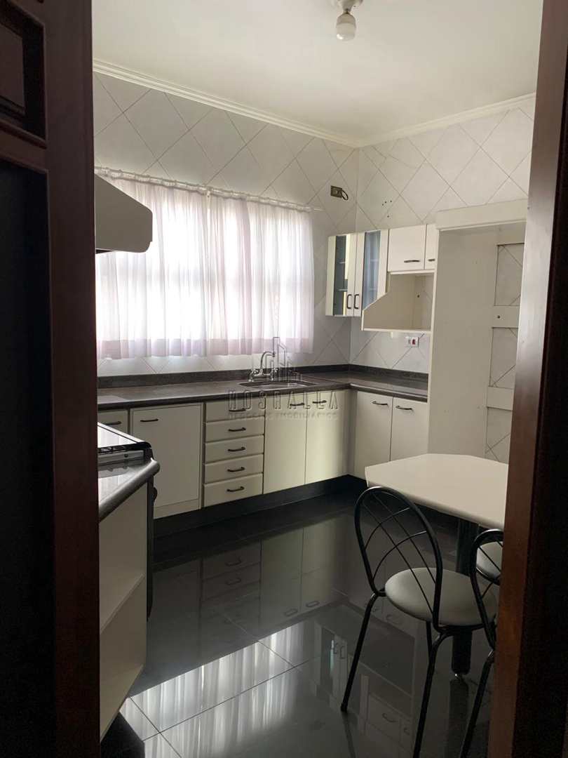 Sobrado à venda com 3 quartos, 272m² - Foto 4