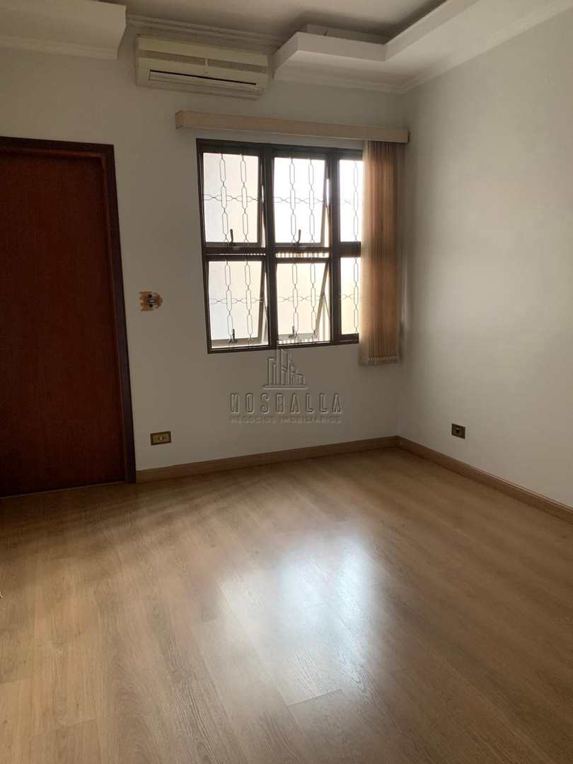 Sobrado à venda com 3 quartos, 272m² - Foto 2