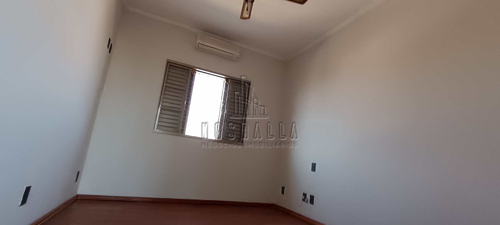 Sobrado à venda com 4 quartos, 450m² - Foto 31