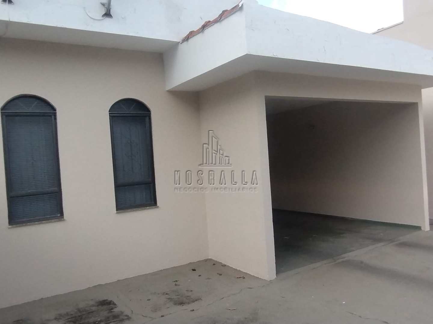 Casa à venda com 2 quartos, 88m² - Foto 1