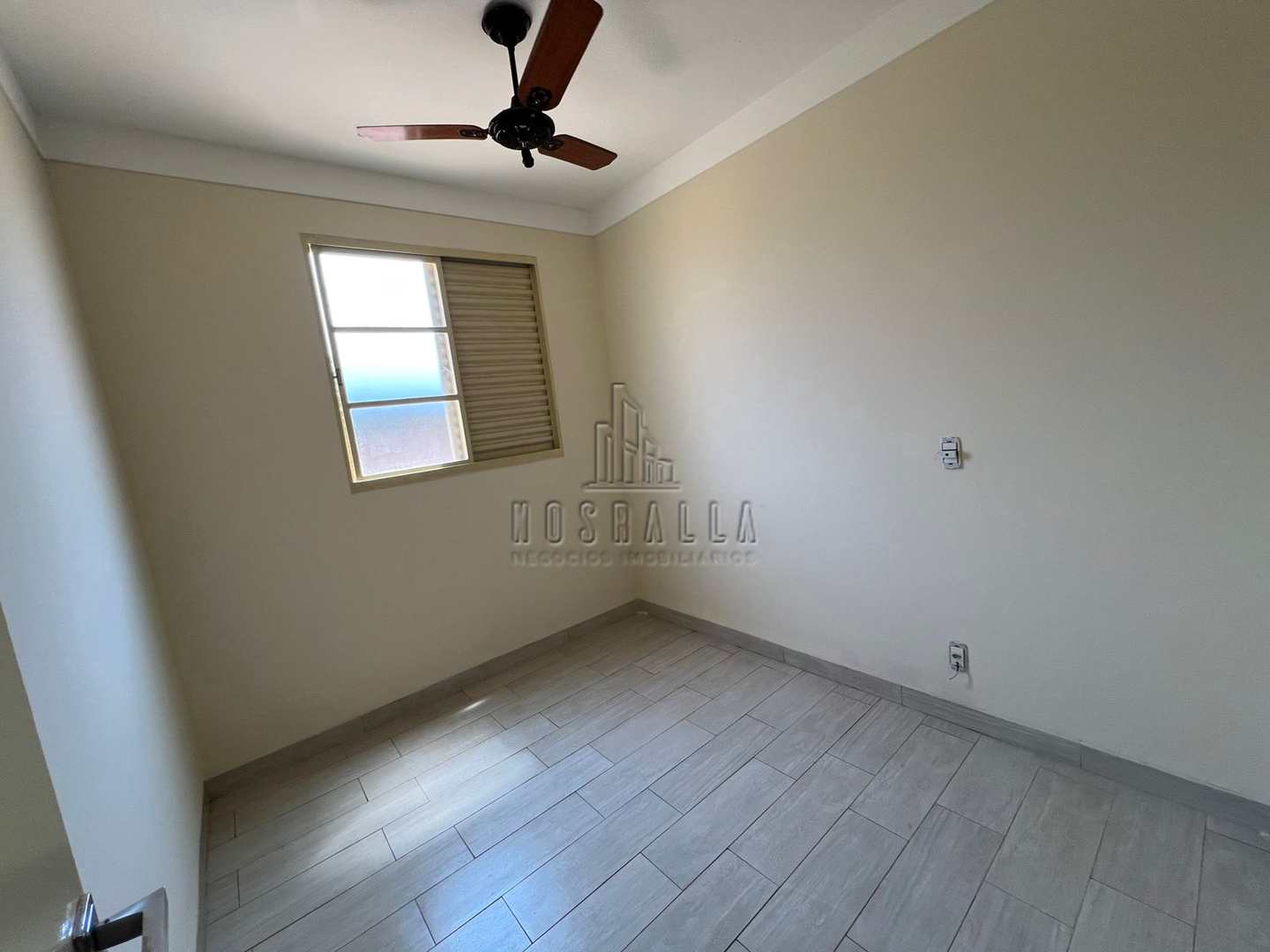 Apartamento à venda com 3 quartos, 73m² - Foto 4