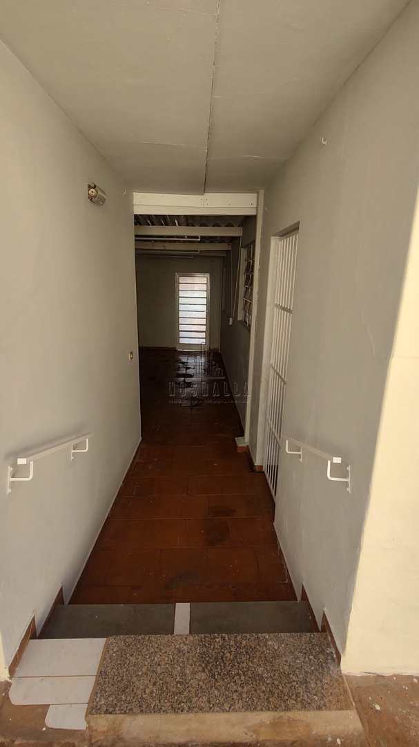 Casa à venda com 3 quartos, 234m² - Foto 9