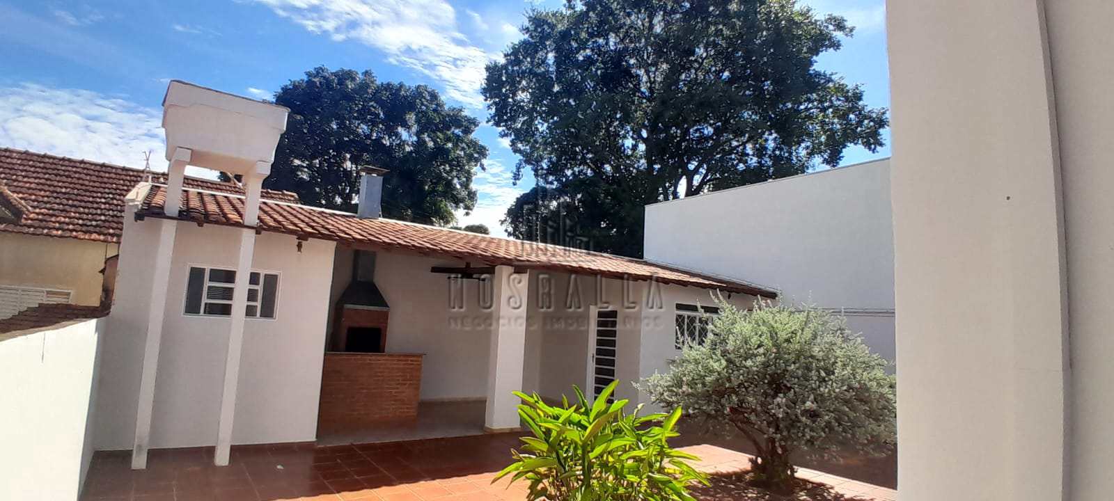 Casa à venda e aluguel com 3 quartos, 194m² - Foto 17