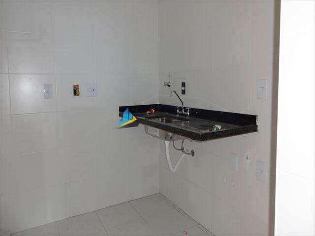 Apartamento à venda com 2 quartos, 82m² - Foto 13