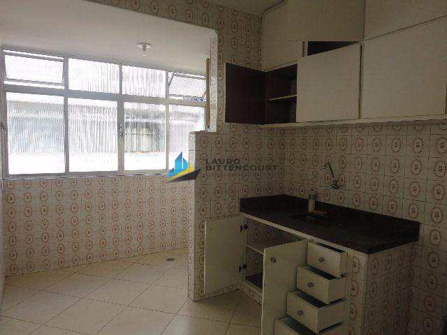 Apartamento à venda com 3 quartos, 88m² - Foto 3