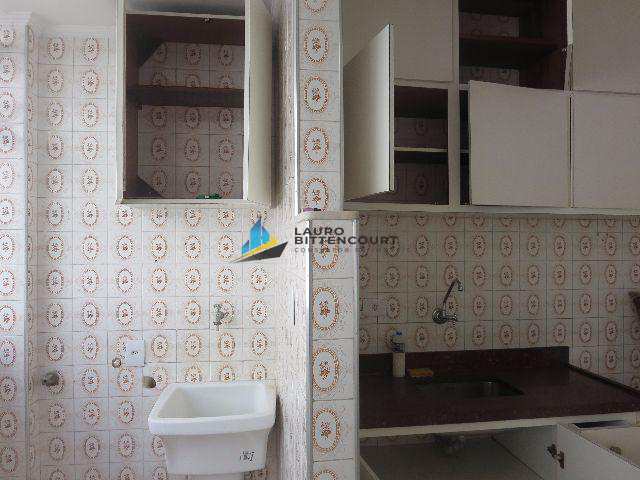 Apartamento à venda com 3 quartos, 88m² - Foto 4