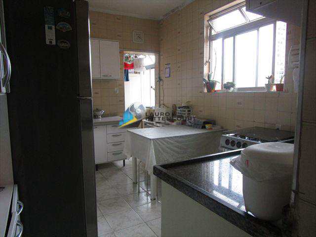 Apartamento à venda com 2 quartos, 75m² - Foto 9