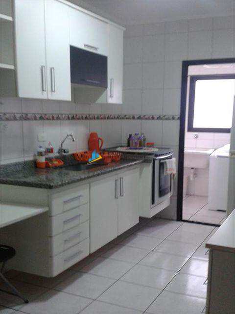 Apartamento à venda com 1 quarto, 60m² - Foto 4