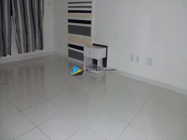 Apartamento à venda com 2 quartos, 82m² - Foto 6