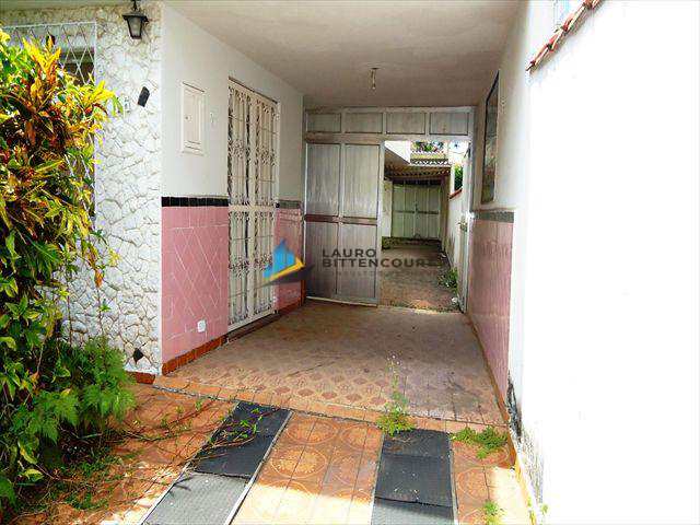 Sobrado à venda com 3 quartos, 250m² - Foto 26