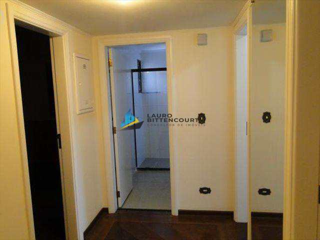 Apartamento à venda com 3 quartos, 125m² - Foto 8