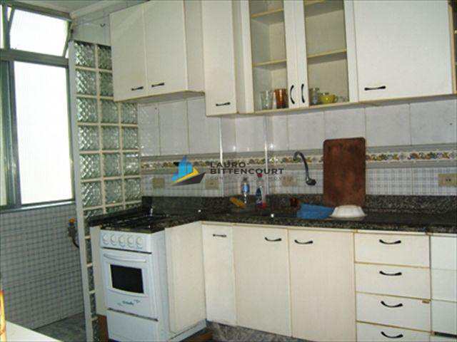 Apartamento à venda com 2 quartos, 80m² - Foto 13