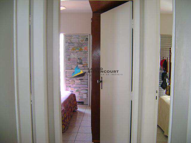 Apartamento à venda com 2 quartos, 74m² - Foto 14