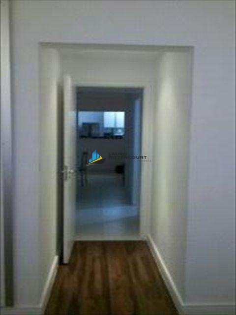 Apartamento à venda com 3 quartos, 92m² - Foto 12