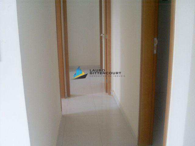 Apartamento à venda com 2 quartos, 61m² - Foto 3