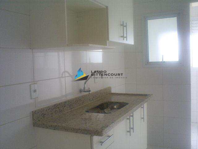 Apartamento à venda com 2 quartos, 61m² - Foto 11