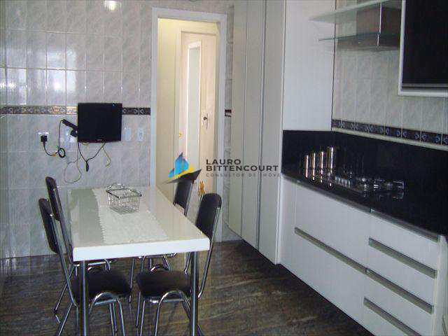 Apartamento à venda com 3 quartos, 160m² - Foto 18