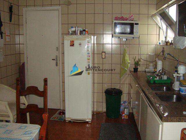 Apartamento à venda com 3 quartos, 145m² - Foto 2