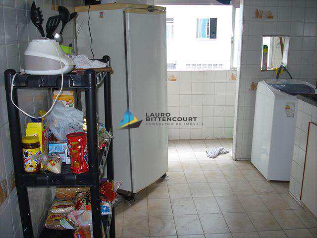 Apartamento à venda com 3 quartos, 80m² - Foto 2