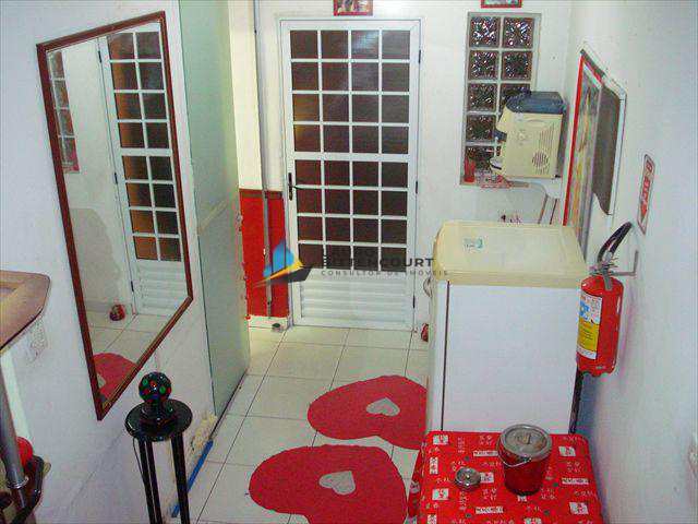 Sobrado à venda com 7 quartos, 200m² - Foto 31