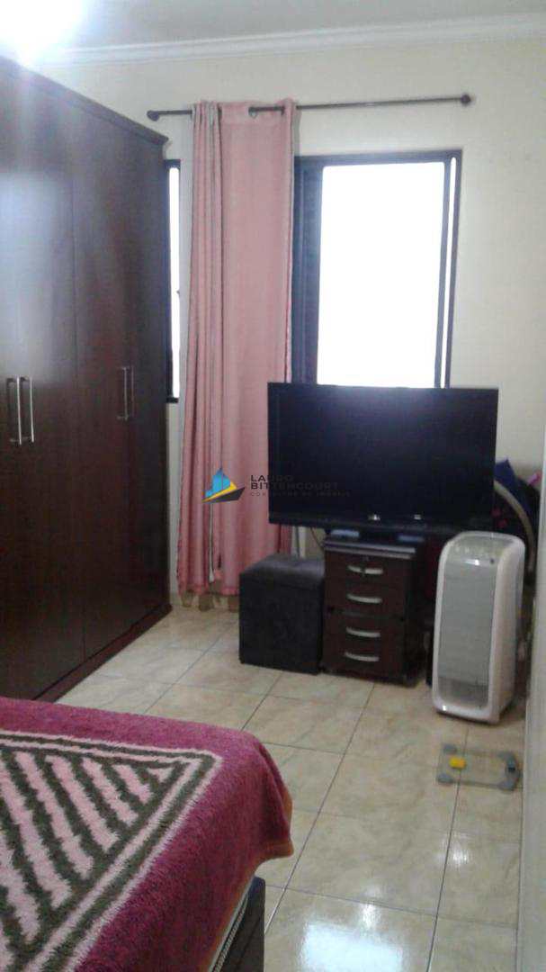 Apartamento à venda com 2 quartos, 80m² - Foto 2